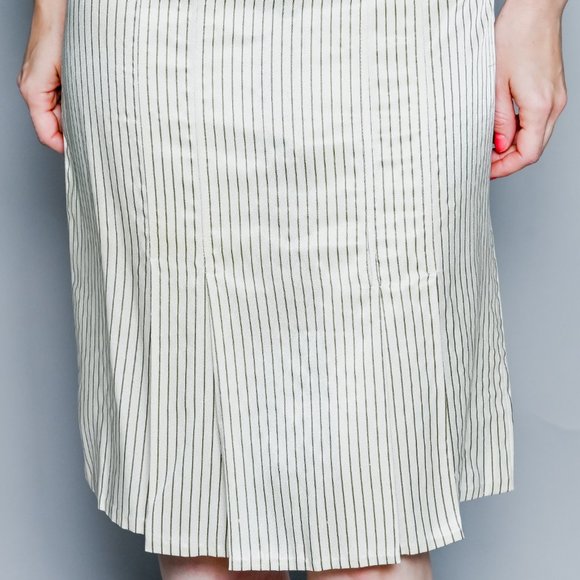 229. VINTAGE ANNA PAOLA 1970s Striped Silk Suit Set - Picture 8 of 12